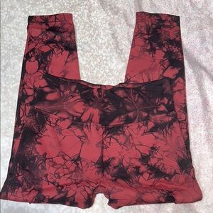 Red and Black Tie-Dye Leggings